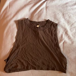 All yours crop rank brown size 10